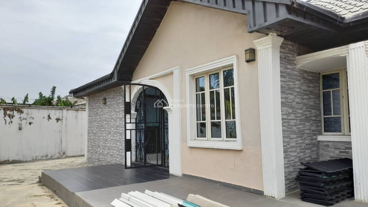4 Bedroom Bungalow, Agric, Ikorodu, Lagos, Flat / Apartment for Sale