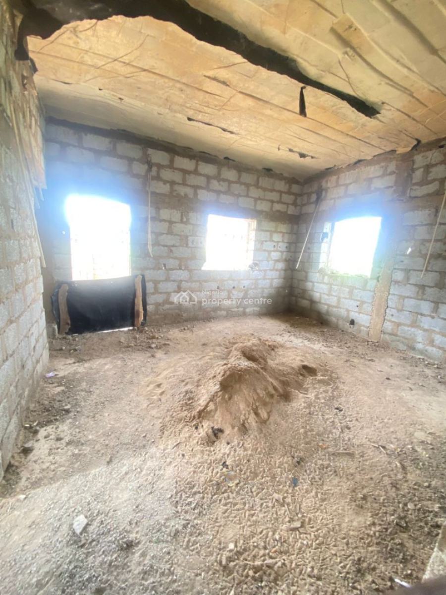 4 Bedroom Fully Detached Sitting on 700sqm, Seaman Estate Lugbe Behind Dunamis Church, Lugbe District, Abuja, Detached Duplex for Sale