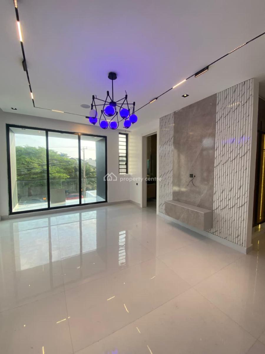 Massive 5 Bedroom Duplex with a Bq in a Serene Environment, Lekki Phase 1, Lekki, Lagos, House for Sale