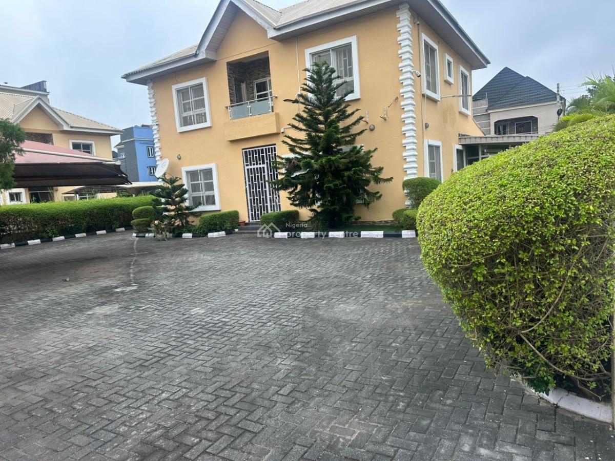 Massive 4bedroom Detached House with Bq, Chevron, Lekki, Lagos, Detached Duplex for Rent