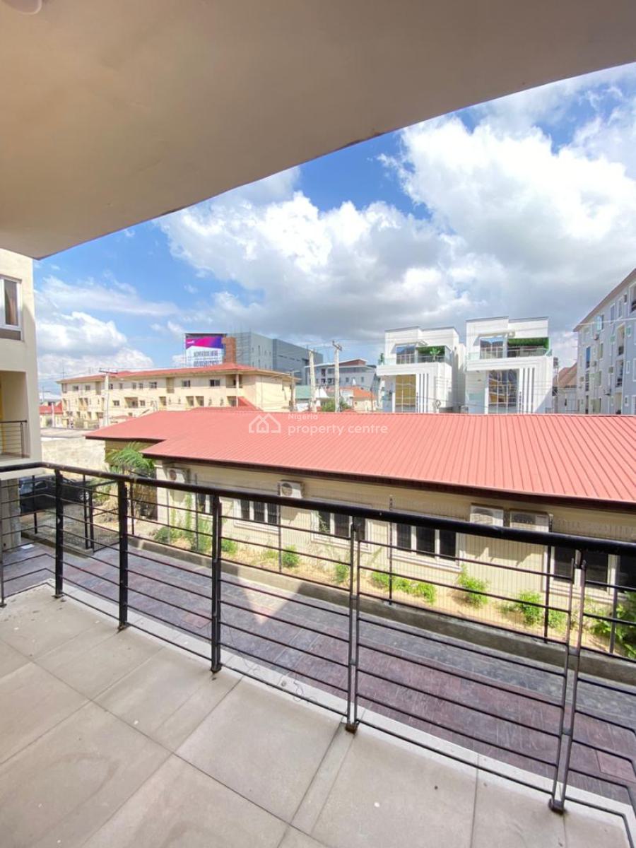 Brand New 3 Bedroom Apartment with Elevator and Gym, Lekki Phase 1, Lekki, Lagos, Flat / Apartment for Sale