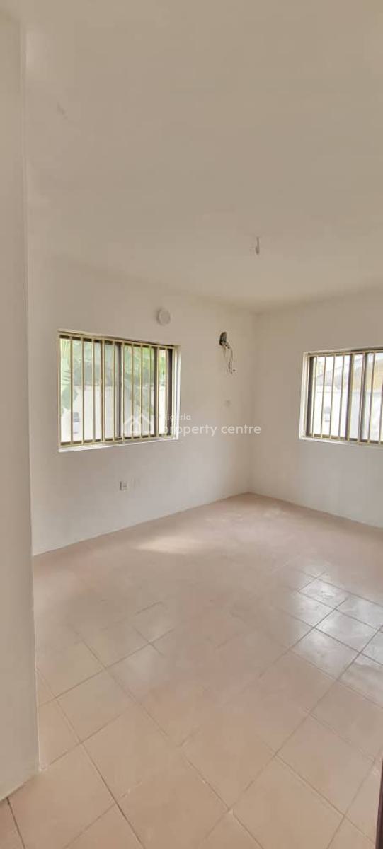 Spacious and Sharp 3bedroom Flat, Thomas Estate, Ajah, Lagos, Flat / Apartment for Rent