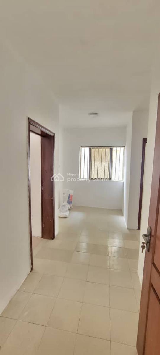 Spacious and Sharp 3bedroom Flat, Thomas Estate, Ajah, Lagos, Flat / Apartment for Rent