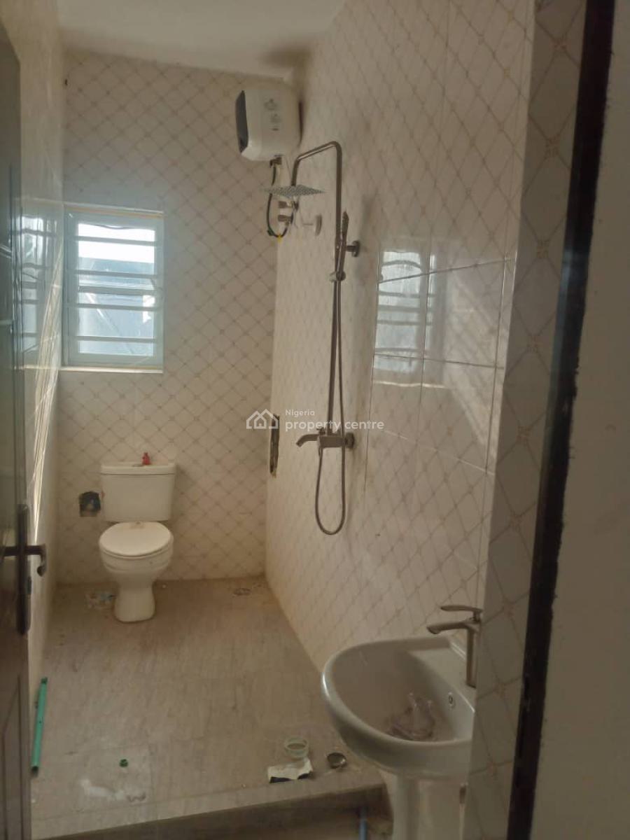 2 Bedroom Flat Apartment, Aptech Estate, Sangotedo, Ajah, Lagos, Flat / Apartment for Rent