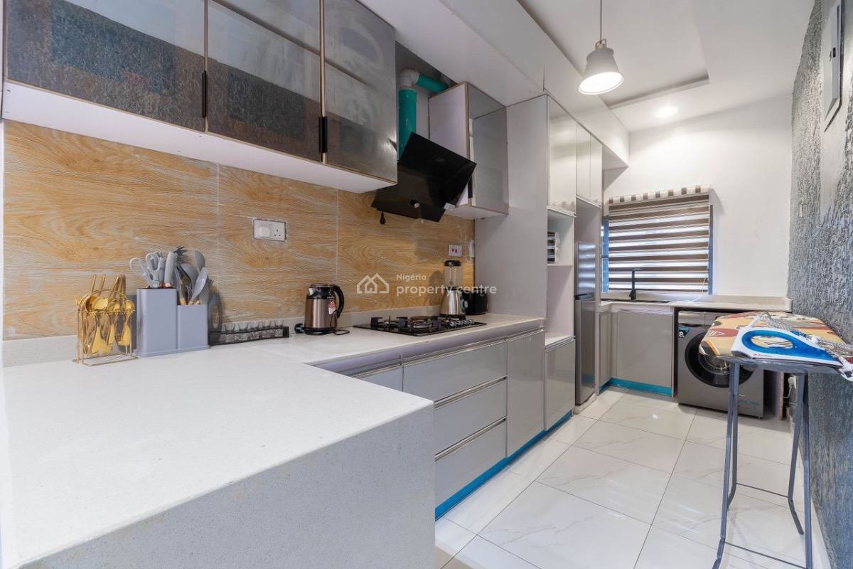 Experience Pure Class, Comfort, and Style in This Premium Penthouse., Lekki Phase 1, Lekki, Lagos, Flat / Apartment Short Let