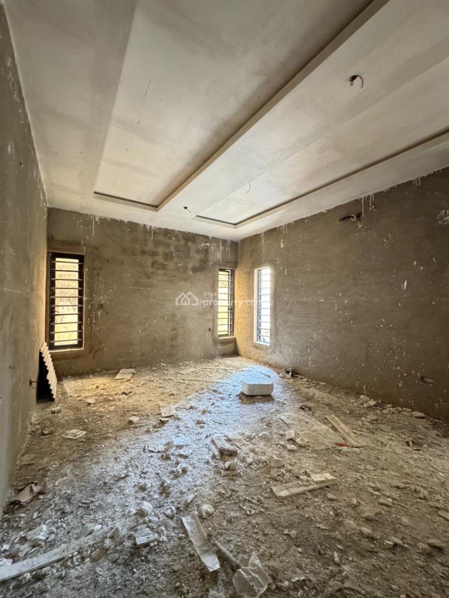 Very Spacious 3 Bedroom Apartment, Yaba, Yaba, Lagos, Block of Flats for Sale