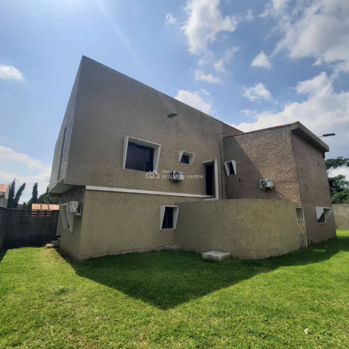 5 Bed-room,  2 Rooms Guest Chalet, Green Area, Out Door Bar and Genera, Maitama, Maitama District, Abuja, Detached Duplex for Rent