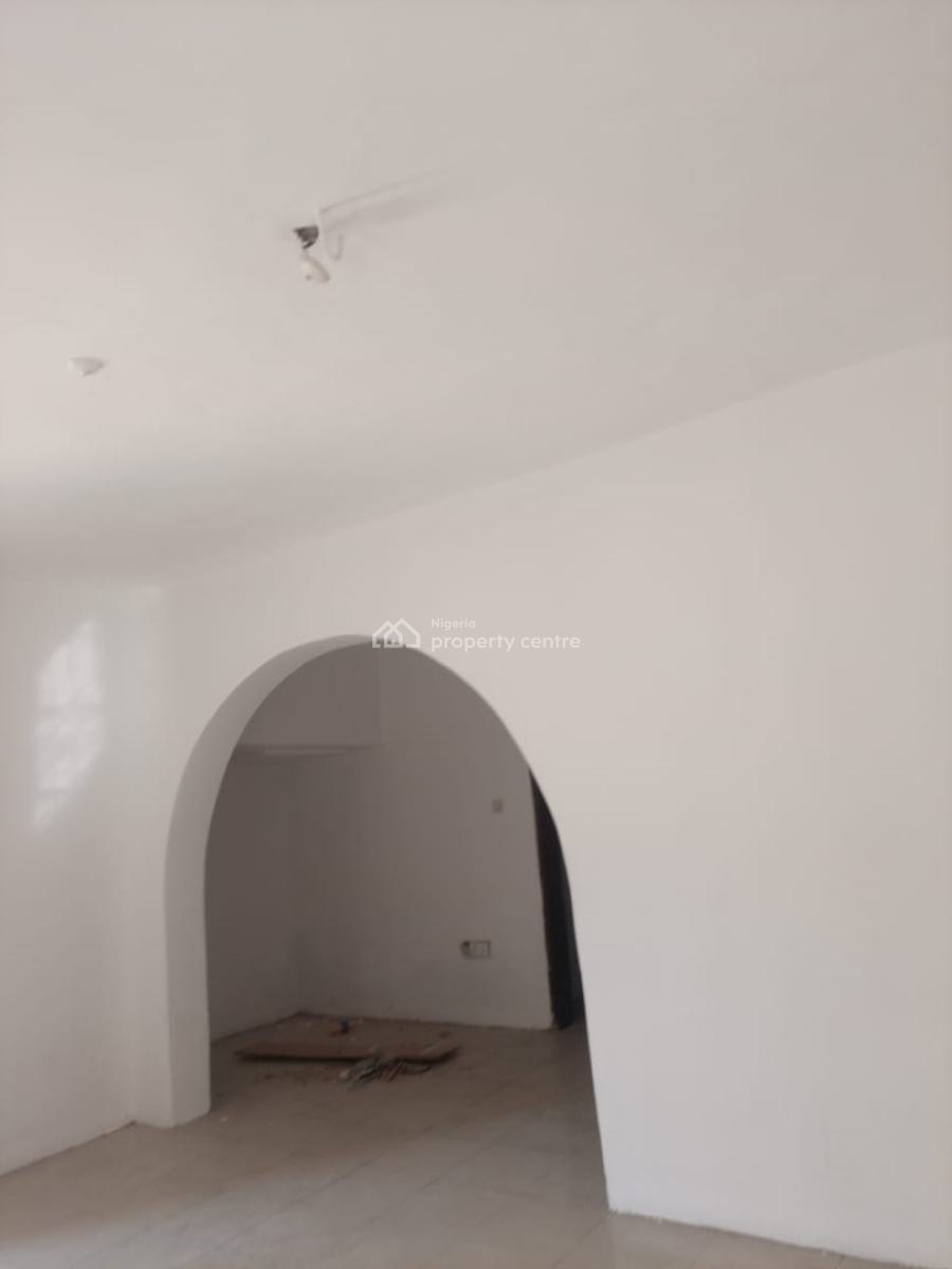 Spacious 2bedroom Flat / Apartment on The Ground Floor Is Available in, Idado Estate, Idado, Lekki, Lagos, Flat / Apartment for Rent