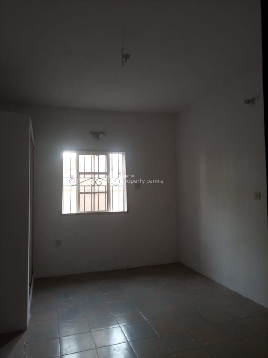 Spacious 2bedroom Flat / Apartment on The Ground Floor Is Available in, Idado Estate, Idado, Lekki, Lagos, Flat / Apartment for Rent