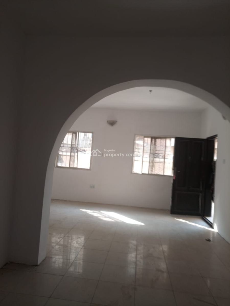 Spacious 2bedroom Flat / Apartment on The Ground Floor Is Available in, Idado Estate, Idado, Lekki, Lagos, Flat / Apartment for Rent