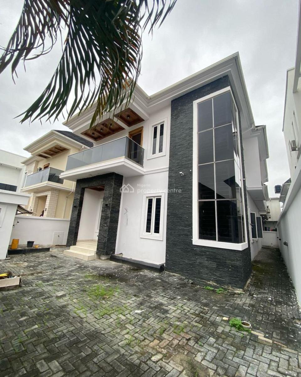 a Room in a Shared Apartment, Gated and Secured Estate Off Shoprite Road, Osapa, Lekki, Lagos, Flat / Apartment for Rent