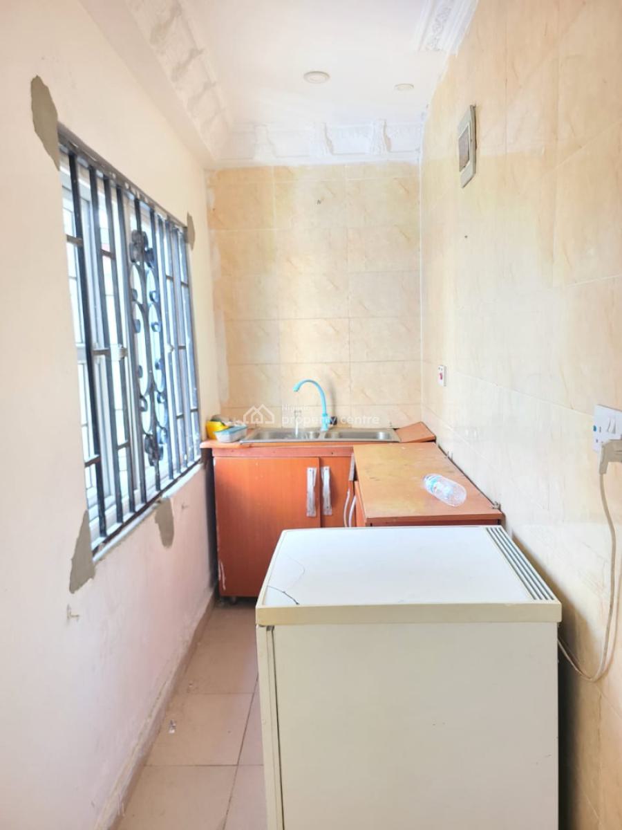 Standard and Spacious Mimi, Rockstone Estate, Badore, Ajah, Lagos, Flat / Apartment for Rent