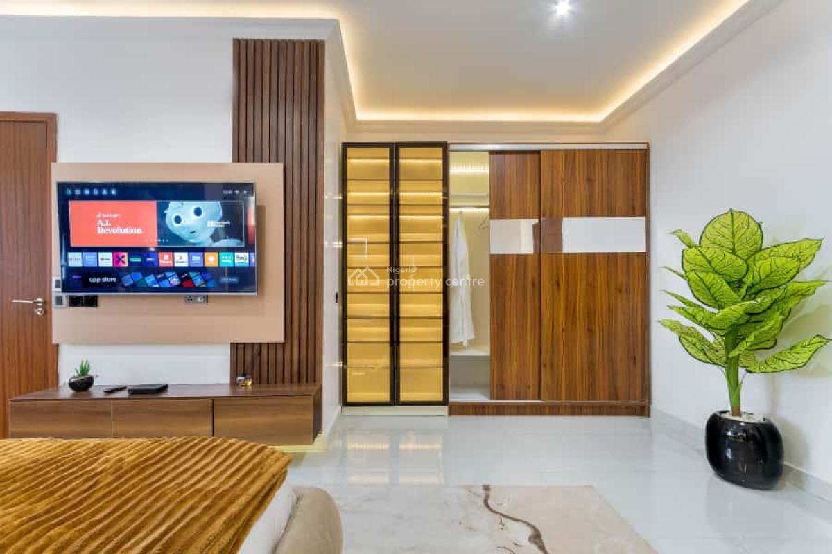 Luxury 2  Bedroom Apartment, Richmond Pearl Estate Freedom Way, Lekki Phase 1, Lekki, Lagos, Flat / Apartment Short Let
