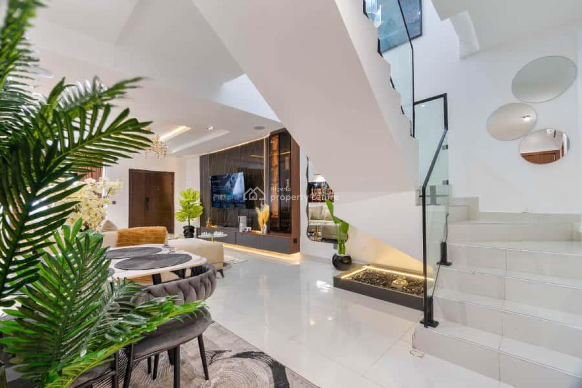 Luxury 2  Bedroom Apartment, Richmond Pearl Estate Freedom Way, Lekki Phase 1, Lekki, Lagos, Flat / Apartment Short Let