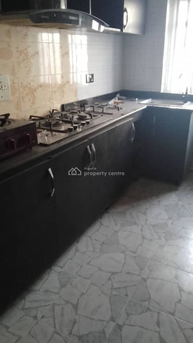 2bedroom Apartment, Ilaje, Ajah, Lagos, Flat / Apartment for Rent