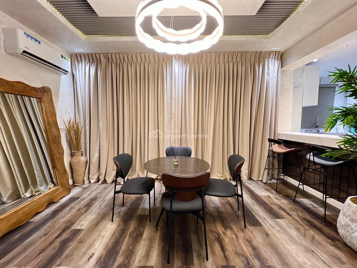 Alexa Smart Home with Pool,gym,ps5 & Snooker, Lekki Phase 1, Lekki, Lagos, Flat / Apartment Short Let