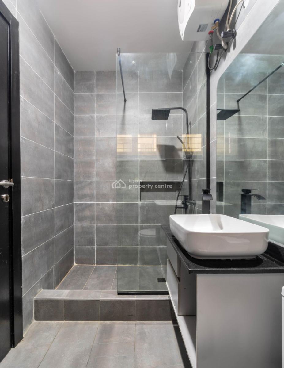 Luxury 4 Bedroom Apartment, Lekki Phase 1, Lekki, Lagos, Flat / Apartment Short Let