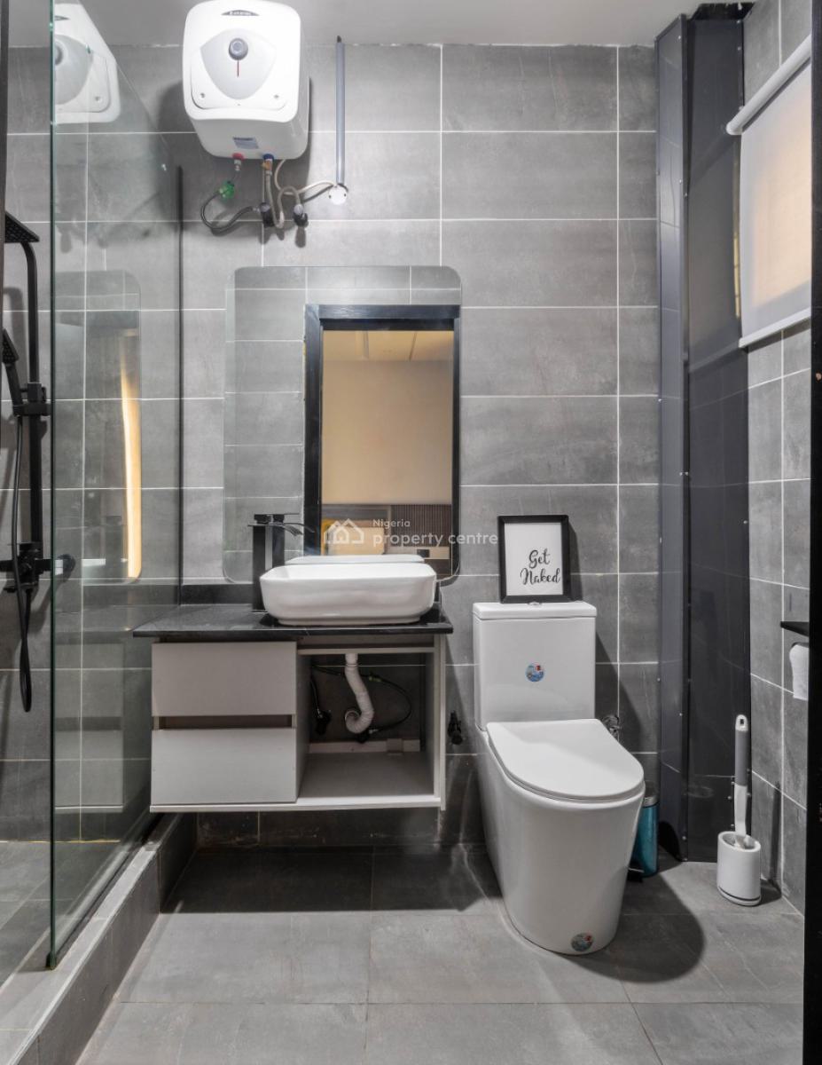 Luxury 4 Bedroom Apartment, Lekki Phase 1, Lekki, Lagos, Flat / Apartment Short Let