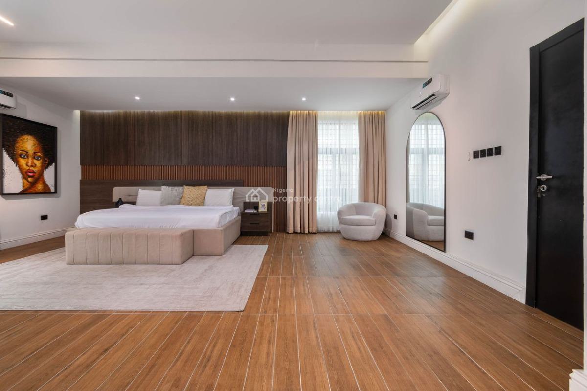 Luxury 4 Bedroom Apartment, Lekki Phase 1, Lekki, Lagos, Flat / Apartment Short Let
