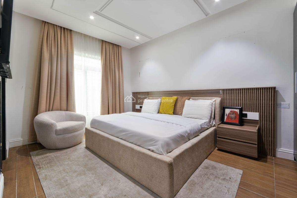 Luxury 4 Bedroom Apartment, Lekki Phase 1, Lekki, Lagos, Flat / Apartment Short Let
