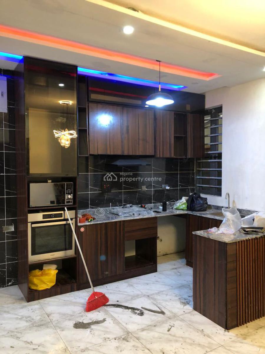 Exquisite 2 Bedroom Apartment with Gym, Ikate, Lekki Phase 1, Lekki, Lagos, Flat / Apartment for Rent