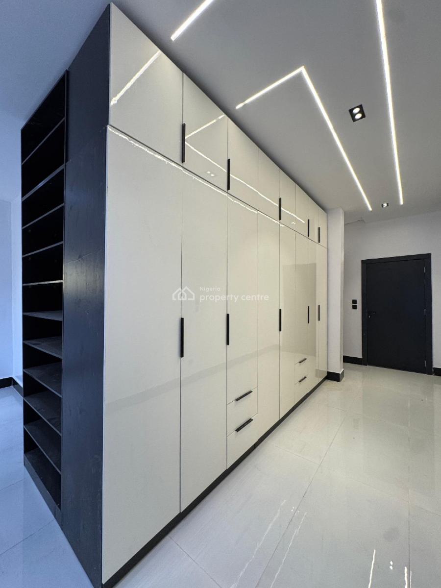 Well Built 5 Bedroom  Duplex with Bq in a Secure Location, Ologolo, Lekki, Lagos, Detached Duplex for Sale