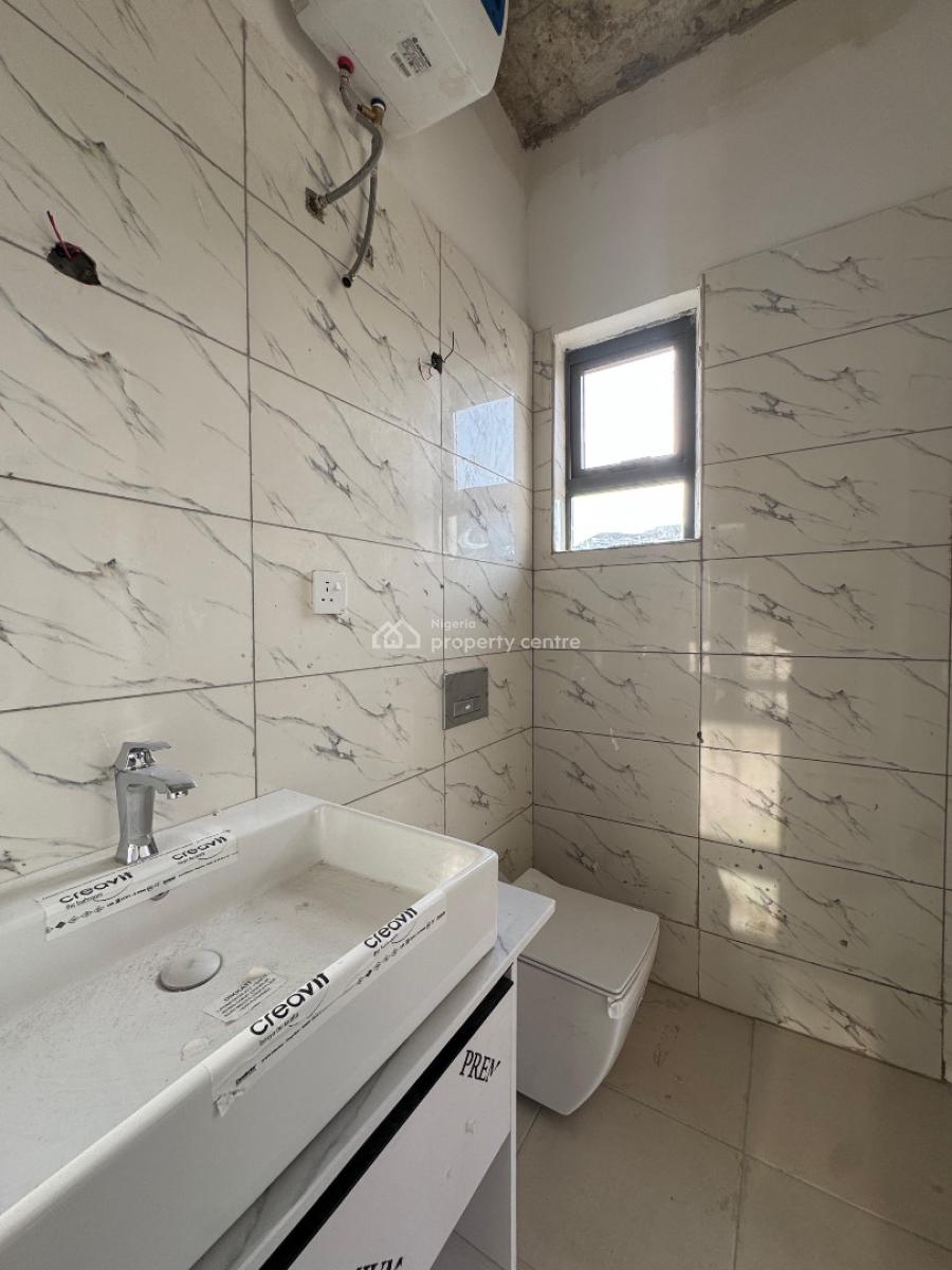 Spacious  2  Bedroom Apartments in a Secure Location, Ologolo, Lekki, Lagos, Flat / Apartment for Sale