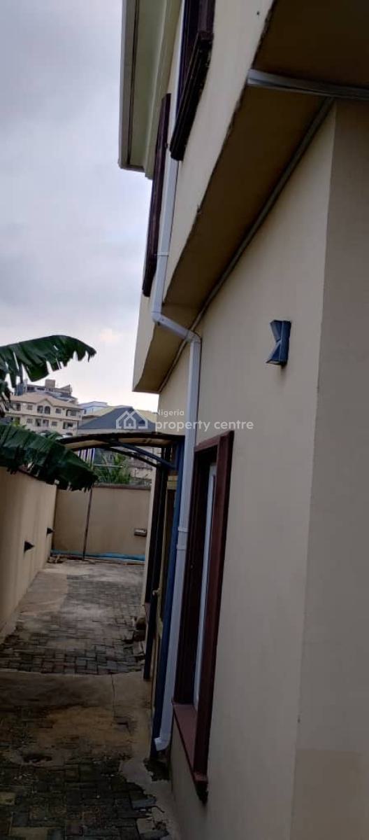5 Bedrooms Fully Detached Duplex with a Room Bq, Brooks Estate, Gra Phase 2, Magodo, Lagos, Detached Duplex for Rent