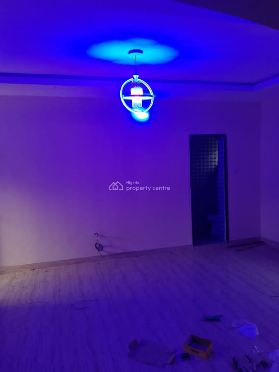 Lovely 2 Bedroom Apartment, New Oko Oba, New Oko-oba, Agege, Lagos, Flat / Apartment for Rent