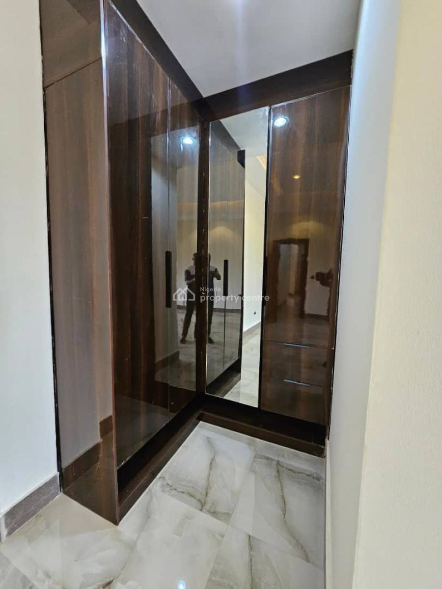 5 Bedroom Penthouse with 2 Bqs, Gym and Elevator., Old Ikoyi, Ikoyi, Lagos, Flat / Apartment for Sale