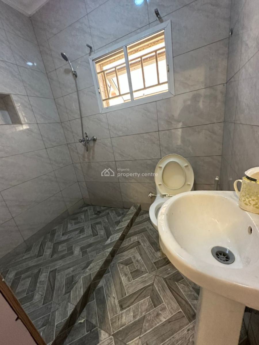 Exquisite Spacious 1 Bedroom Apartment, Lekki Phase 1, Lekki, Lagos, Flat / Apartment for Rent