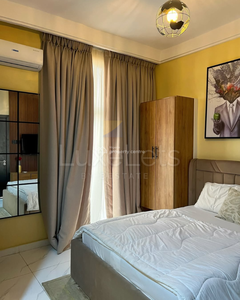 Luxury 1-bedroom Studio Apartment - Cozy & Fully Equipped, Surulere, Lagos, Flat / Apartment Short Let