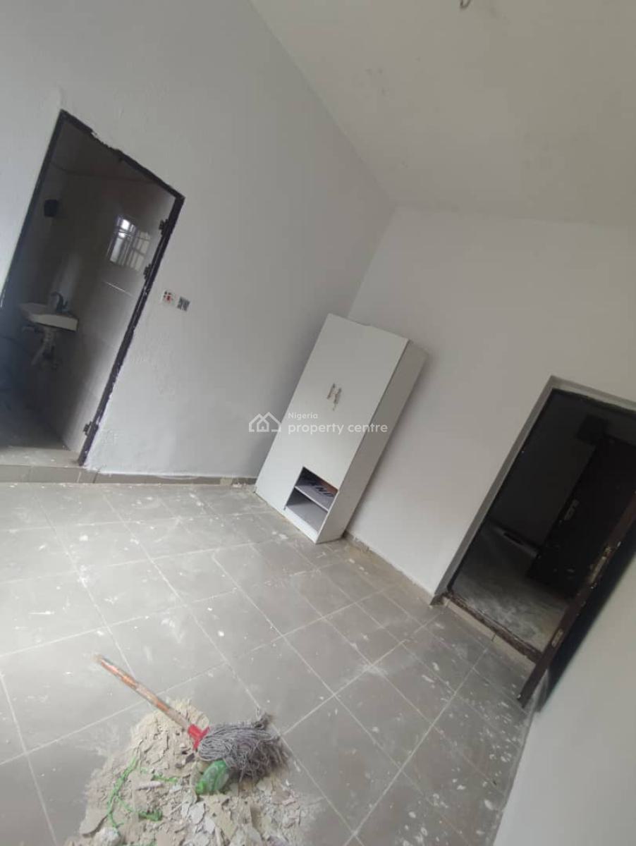 3bedroom Apartment, New Road Eti Osa, Lekki, Lagos, Flat / Apartment for Rent