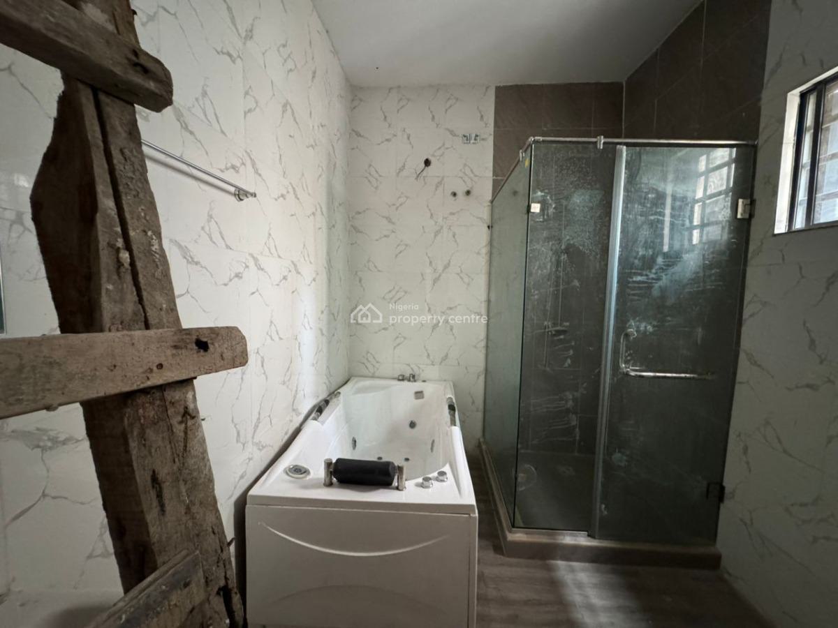 Exquisite 4 Bedroom Semi-detached Duplex, Ologolo, Lekki Phase 1, Lekki, Lagos, Semi-detached Duplex for Sale