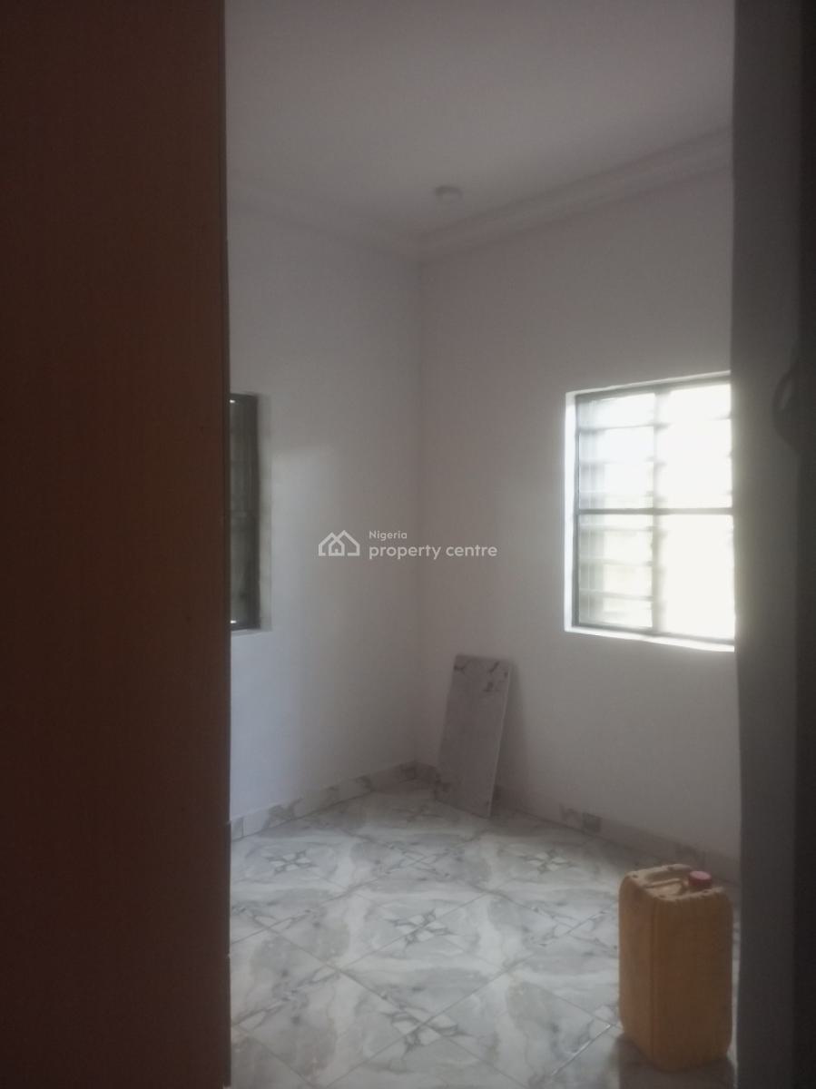 Luxury Newly Built Mini Flat Upstairs, Divine Avenue Bucknor Estate, Isolo, Lagos, Mini Flat (room and Parlour) for Rent