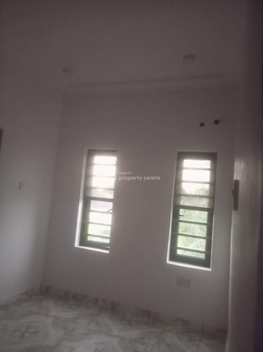 Luxury Newly Built Mini Flat, Upstairs, Divine Avenue, Bucknor Estate, Isolo, Lagos, Mini Flat (room and Parlour) for Rent