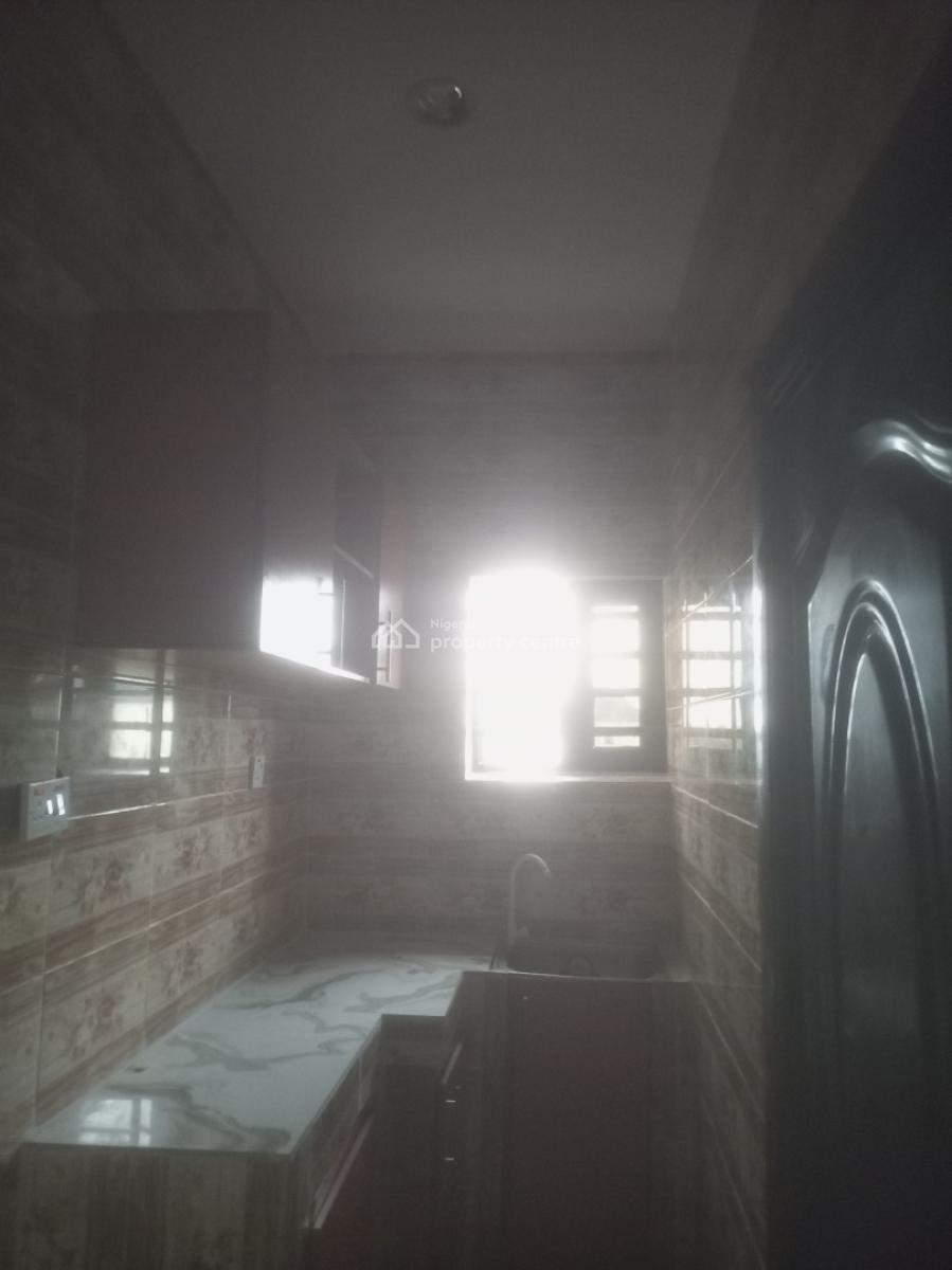 Luxury Newly Built Mini Flat, Upstairs, Divine Avenue, Bucknor Estate, Isolo, Lagos, Mini Flat (room and Parlour) for Rent