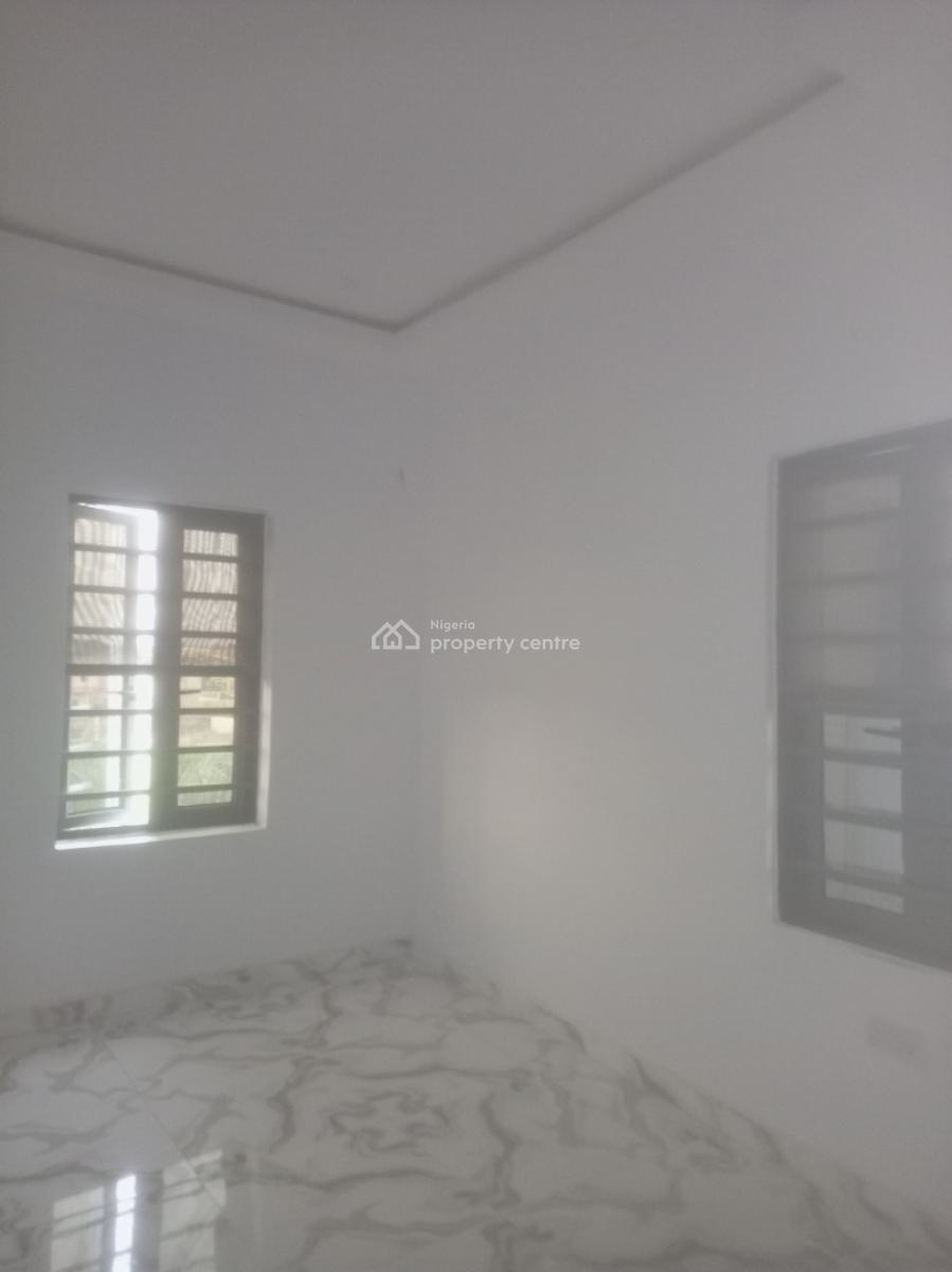 Luxury Newly Built Mini Flat, Upstairs, Divine Avenue, Bucknor Estate, Isolo, Lagos, Mini Flat (room and Parlour) for Rent