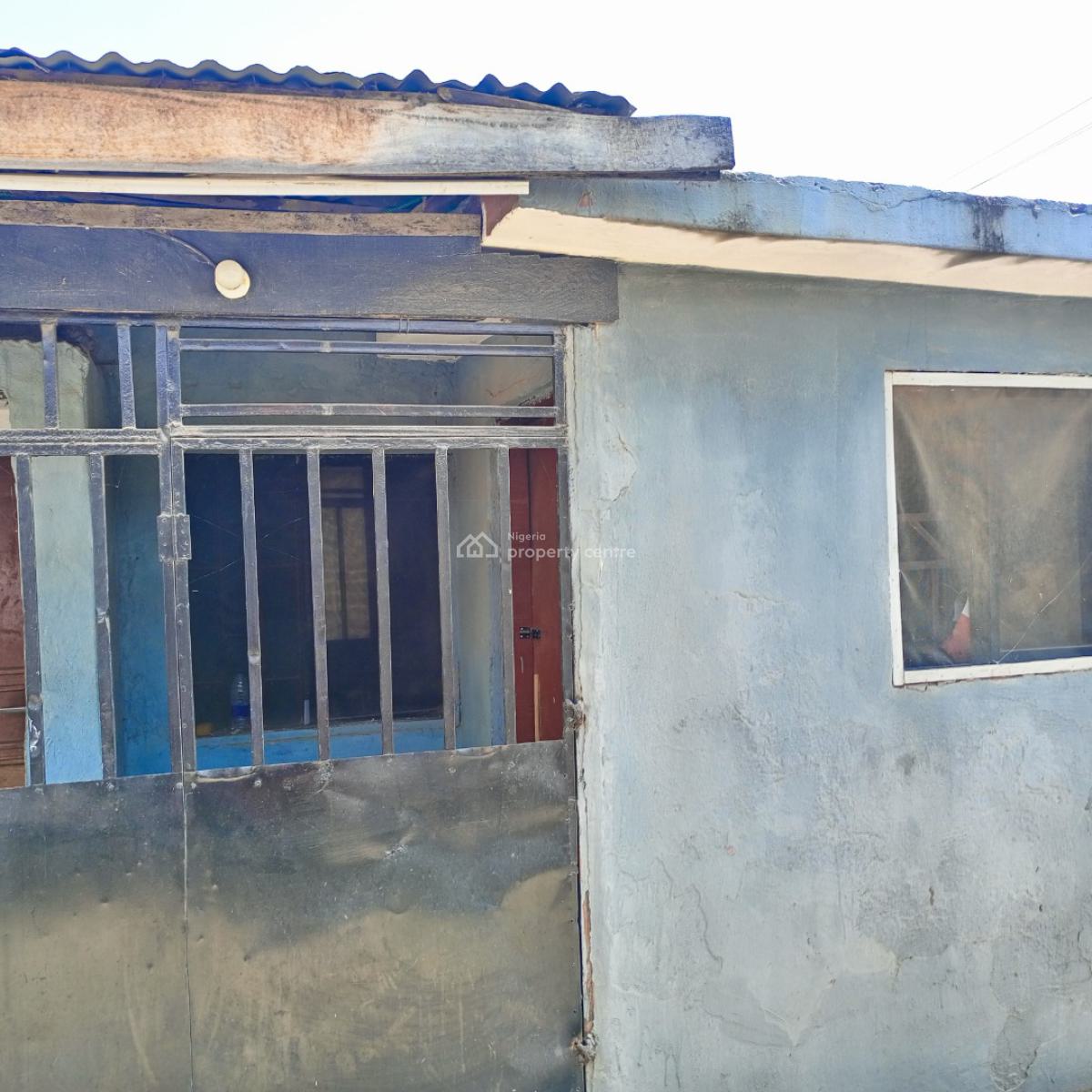 Top Notch Self Contain, Liberty Junction, Kubwa, Abuja, Detached Bungalow for Rent