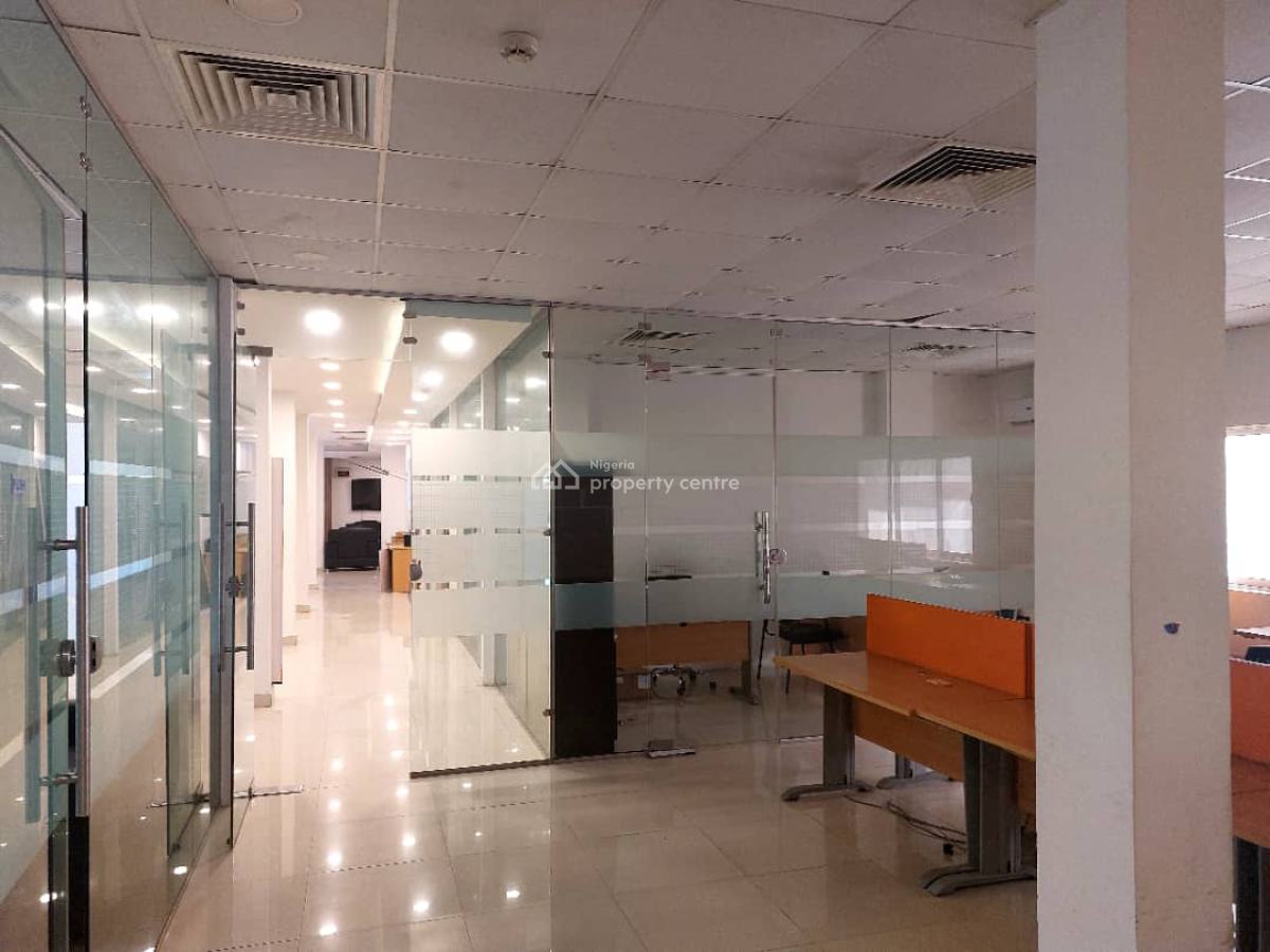 304sqm Size Office Space Showroom at Victoria Island, Victoria Island, Victoria Island (vi), Lagos, Office Space for Rent