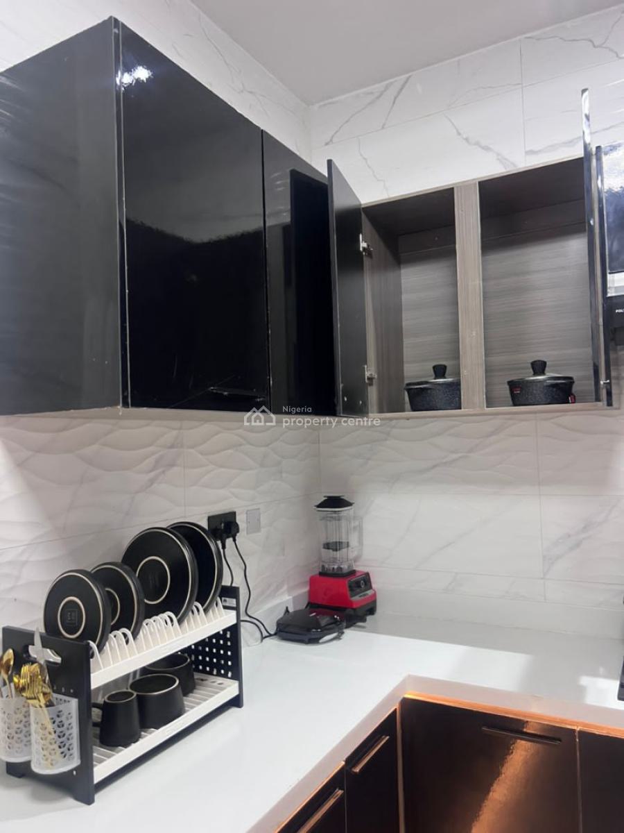 Exquisite 2 Bedroom Apartment with Ps5, Chevron, Lekki Phase 2, Lekki, Lagos, Flat / Apartment Short Let