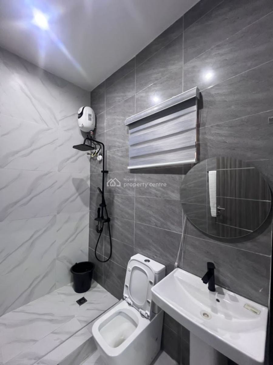 Exquisite 2 Bedroom Apartment with Ps5, Chevron, Lekki Phase 2, Lekki, Lagos, Flat / Apartment Short Let