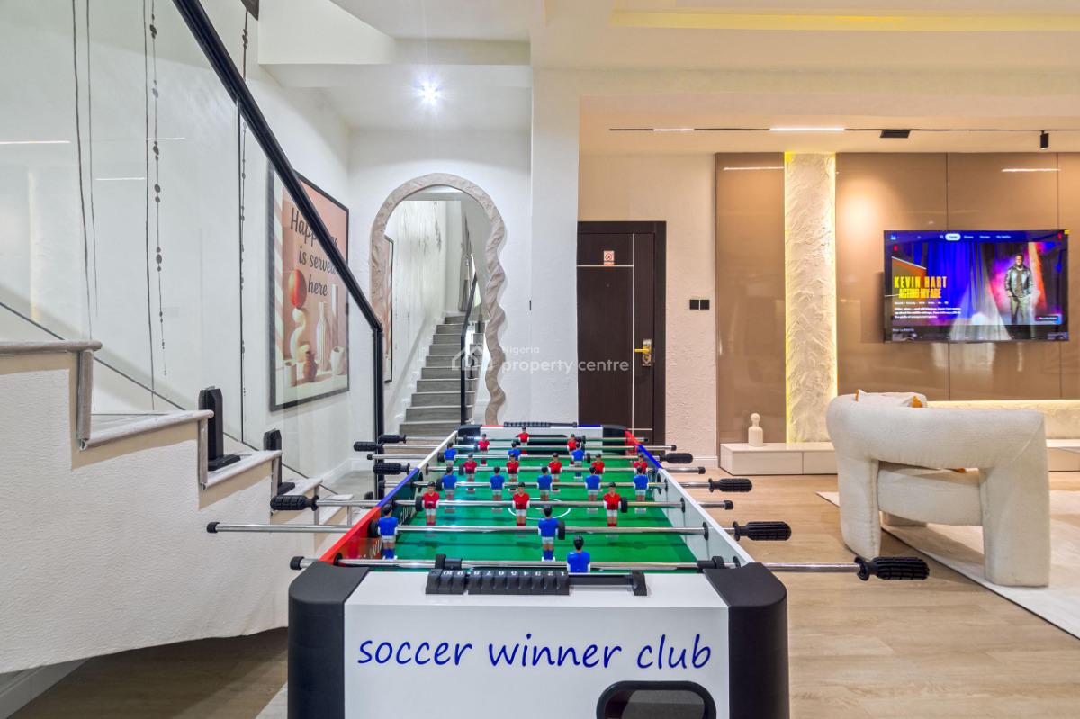 1 Bedroom Loft with Soccer Table and Ps 5, Lekki, Lagos, Flat / Apartment Short Let