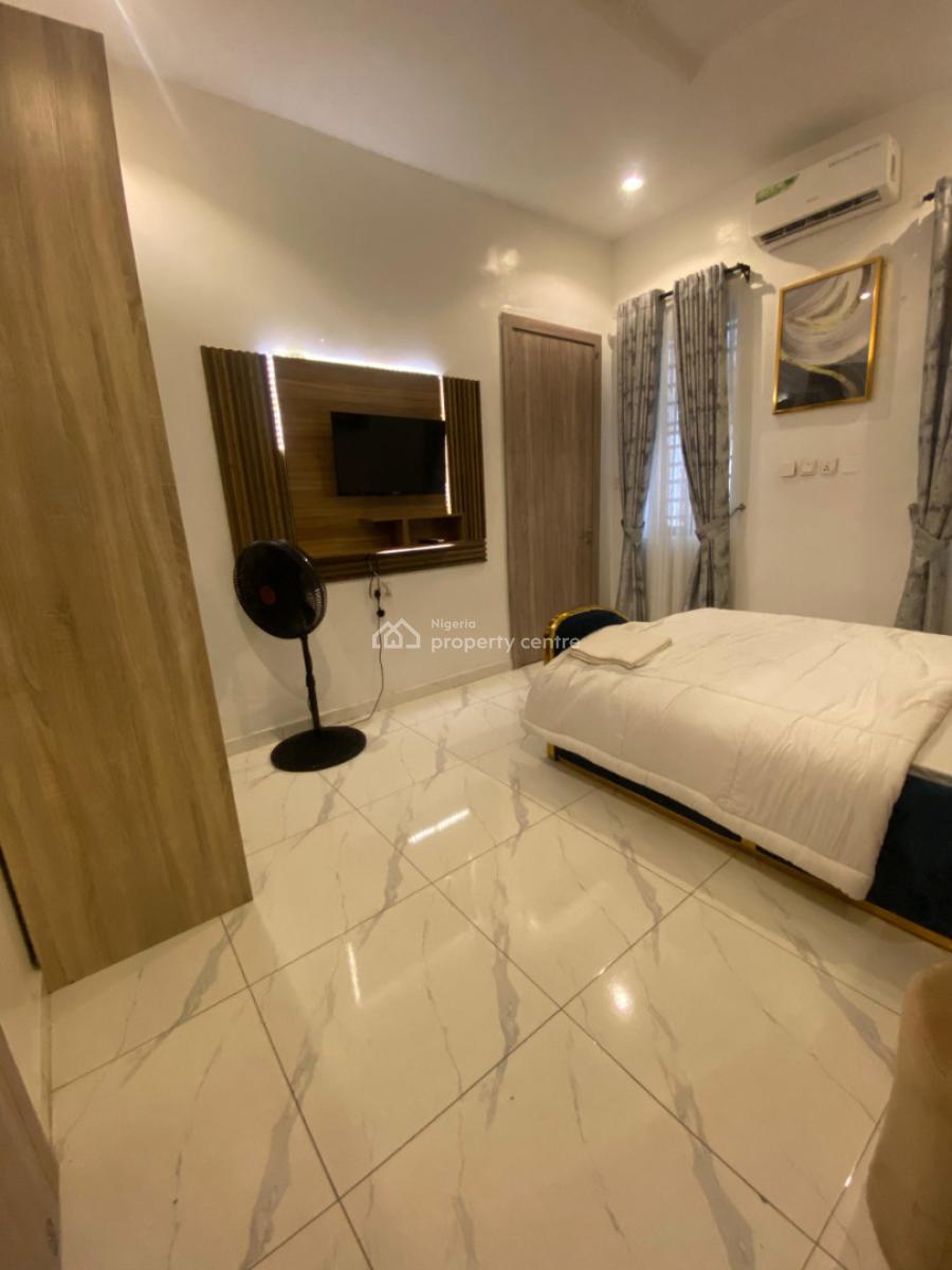 Exquisite Fully Furnished 4 Bedroom Duplex, Ikota, Lekki Phase 2, Lekki, Lagos, Flat / Apartment Short Let