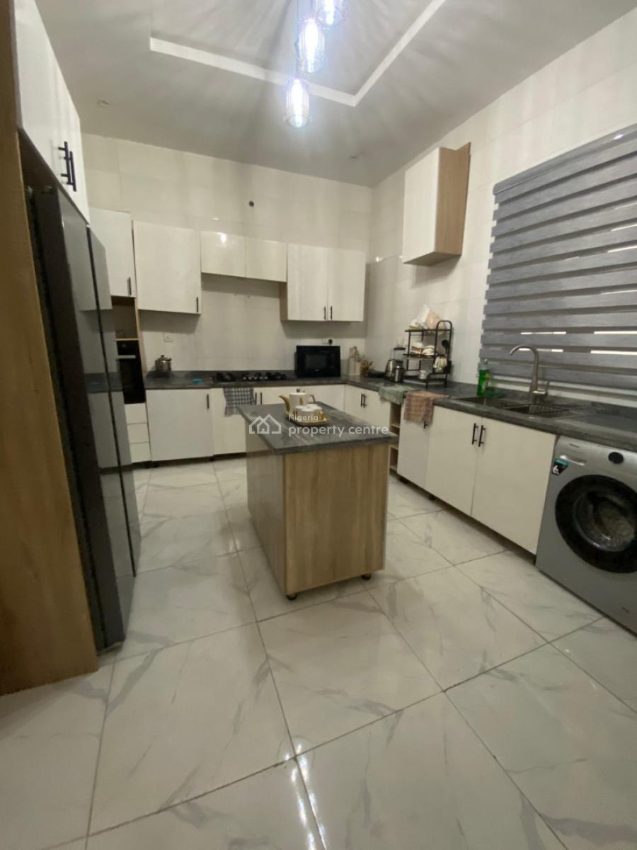 Exquisite Fully Furnished 4 Bedroom Duplex, Ikota, Lekki Phase 2, Lekki, Lagos, Flat / Apartment Short Let