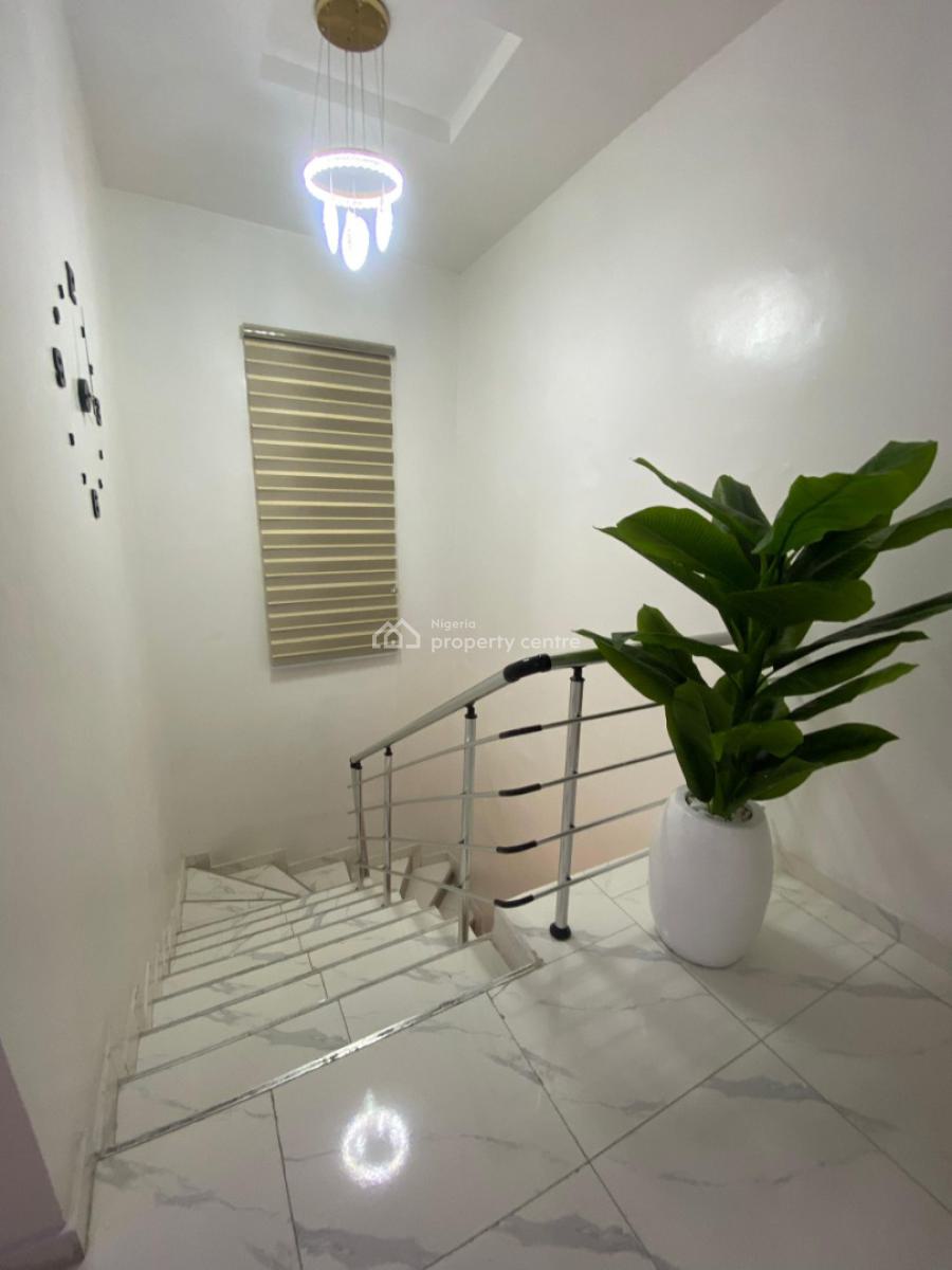 Exquisite Fully Furnished 4 Bedroom Duplex, Ikota, Lekki Phase 2, Lekki, Lagos, Flat / Apartment Short Let
