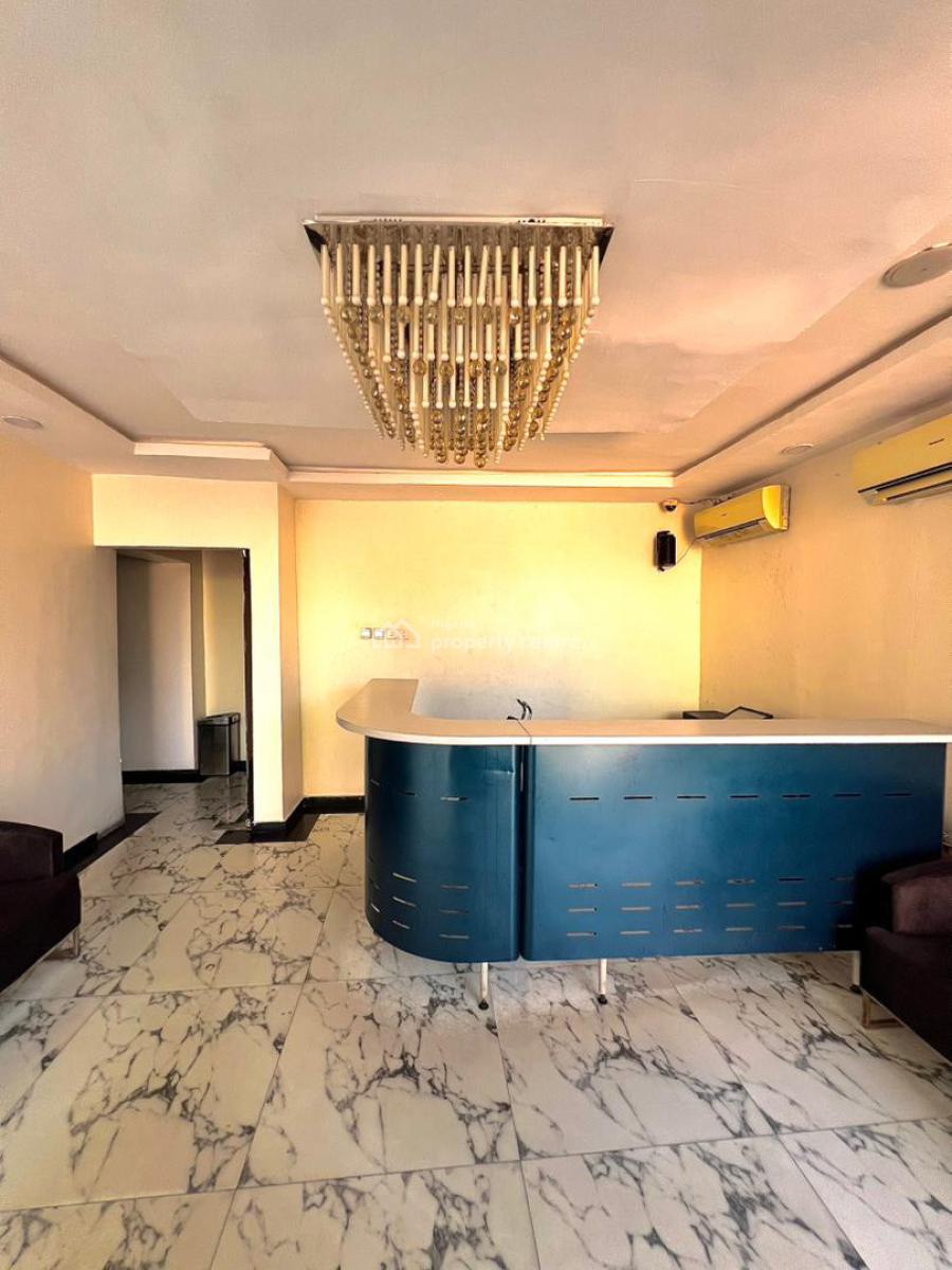 Hotel with 17 Rooms, Swimming Pool & Restaurant, Lekki Phase 1, Lekki, Lagos, Hotel / Guest House for Rent