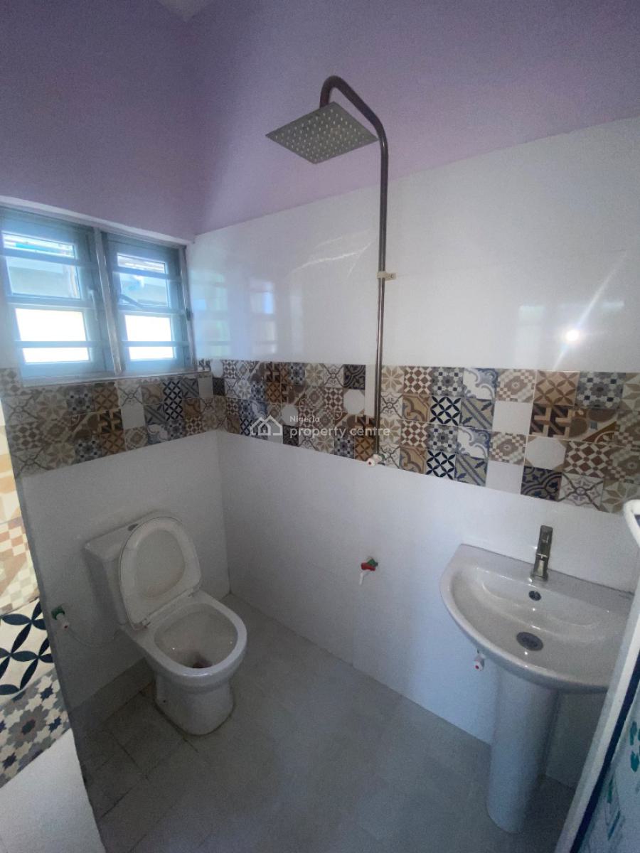 Super Luxurious 2 Bedroom Apartment, Alashela Royal Estate, Ogombo, Ajah, Lagos, Flat / Apartment for Rent