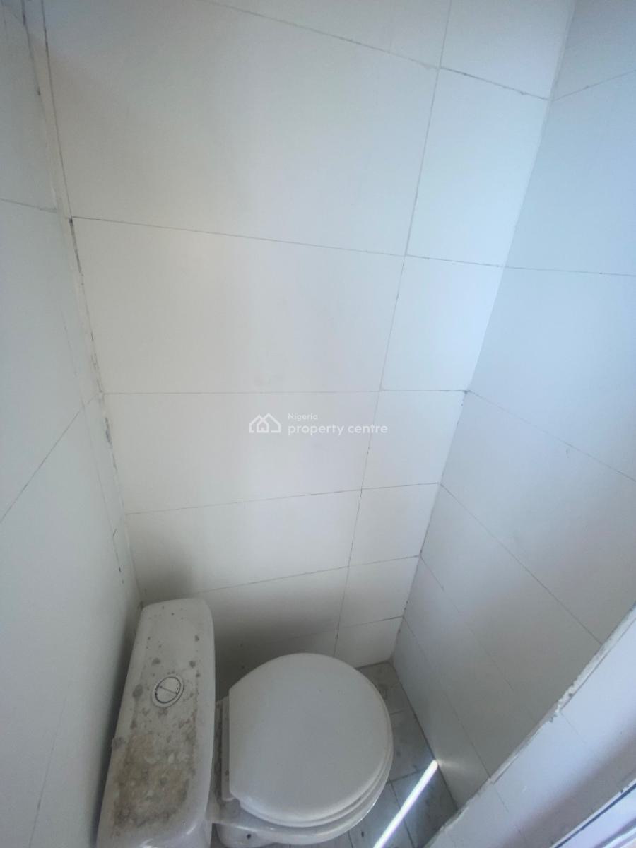 Super Luxurious 2 Bedroom Apartment, Alashela Royal Estate, Ogombo, Ajah, Lagos, Flat / Apartment for Rent