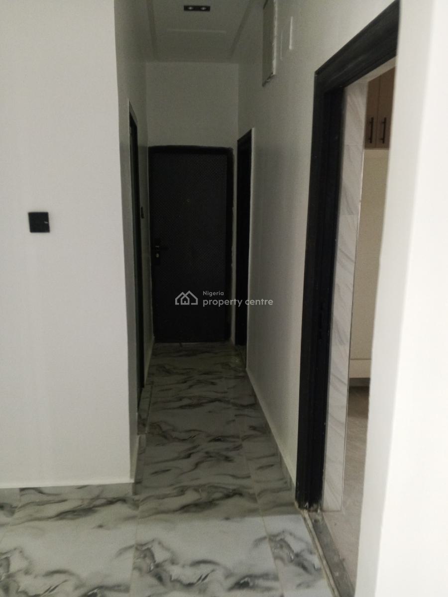 a Standard 2 Bedroom Flat with Excellent Facilities, Off Okporo Road, Rumuodara, Port Harcourt, Rivers, Flat / Apartment for Rent